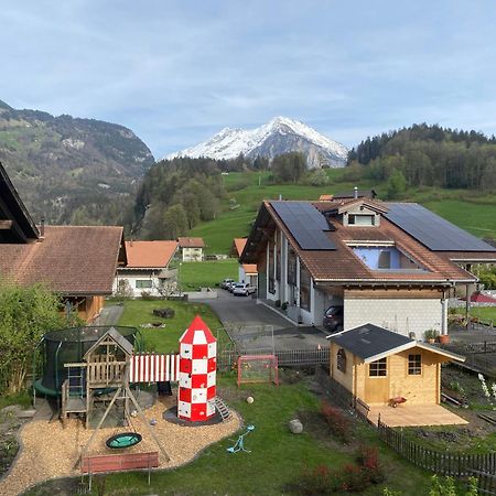 Spring Inn Apartments Meiringen Exterior foto