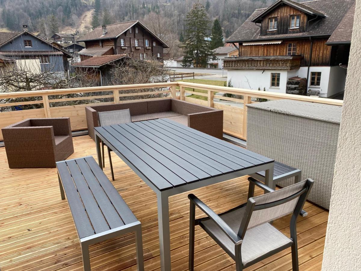 Spring Inn Apartments Meiringen Exterior foto